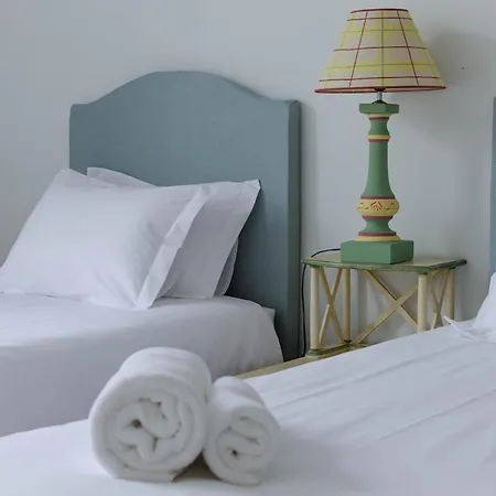 Апартаменты Light Filled 2br In Artsy Quarter
